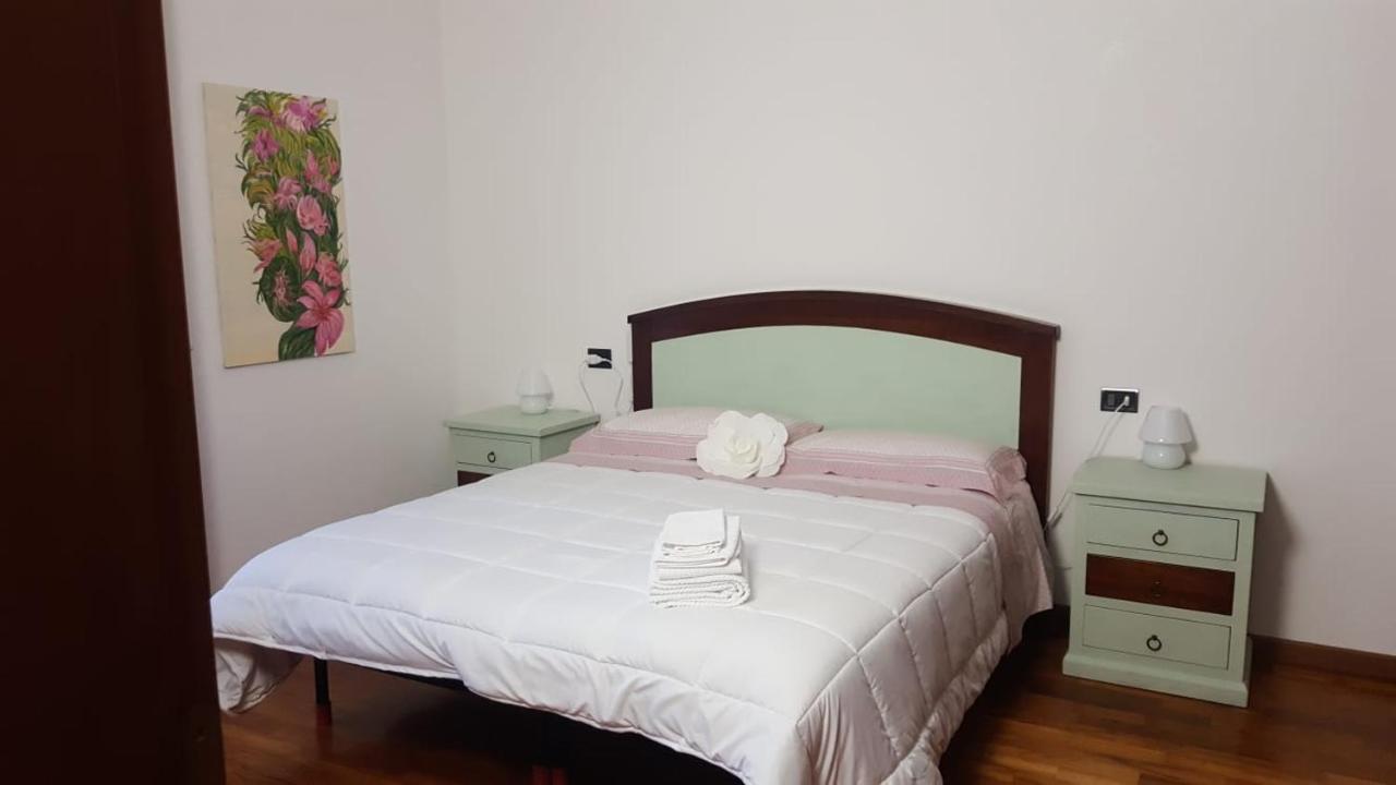 La Casa Sul Parco Apartment Valeggio sul Mincio Bagian luar foto